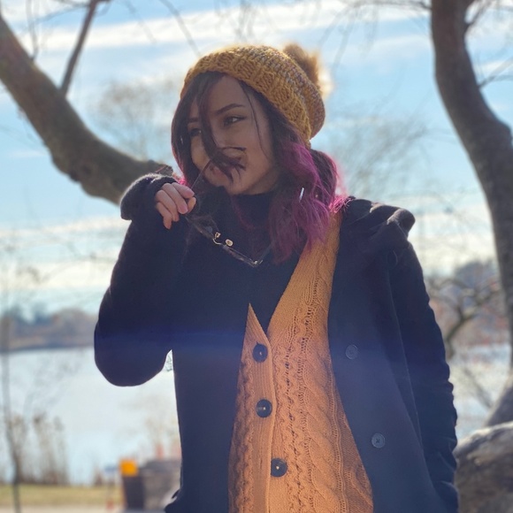 Meet your posher - Picture 1 of 1